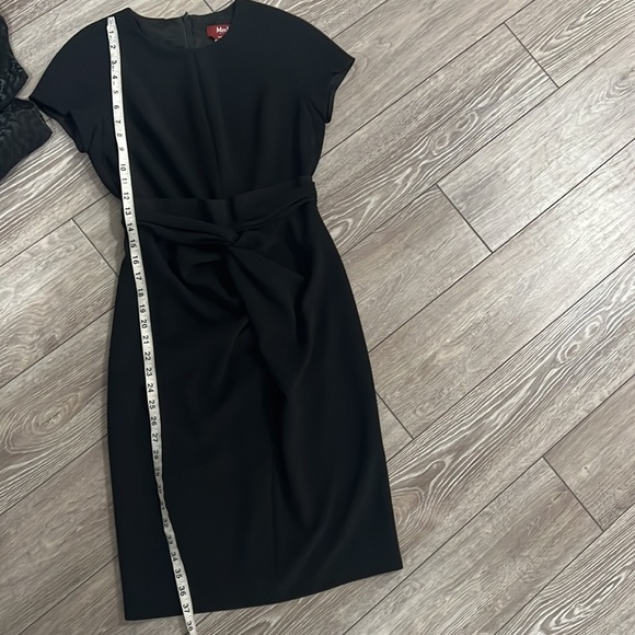 MaxMara Elegant Black Dress - Picture 10 of 10